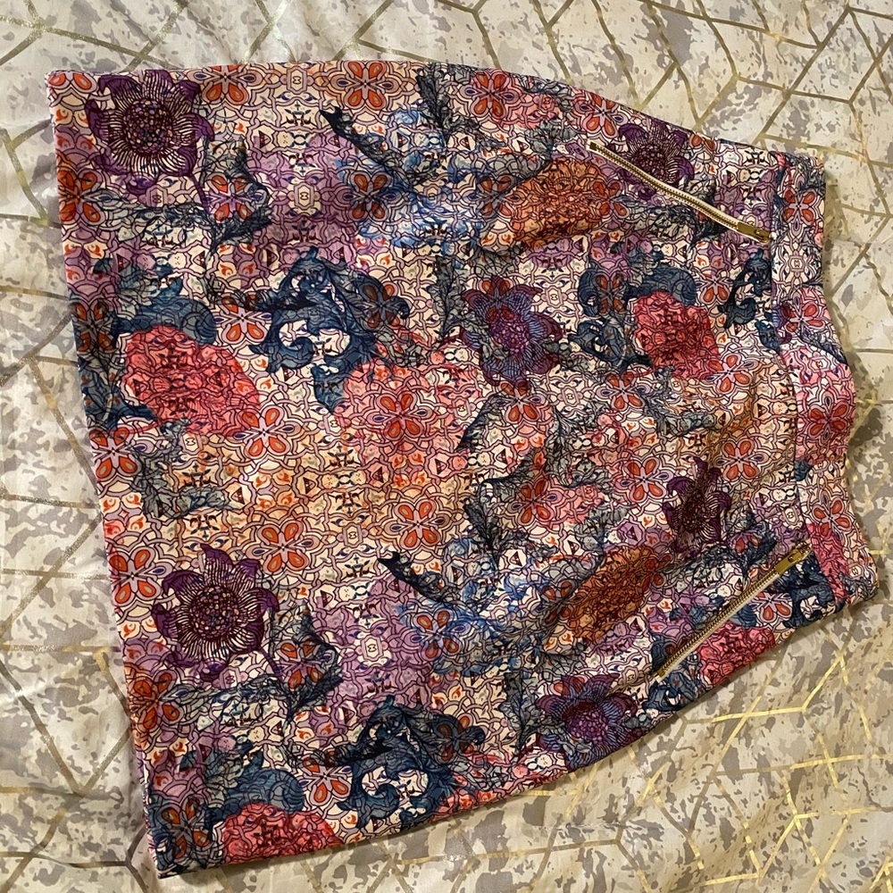 H&M intricate pattern skirt